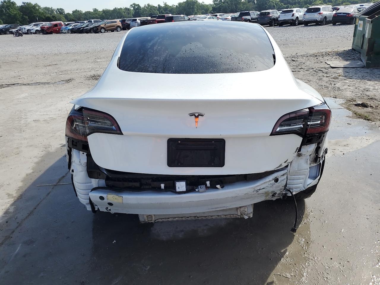 2023 Tesla Model 3 - Image 6