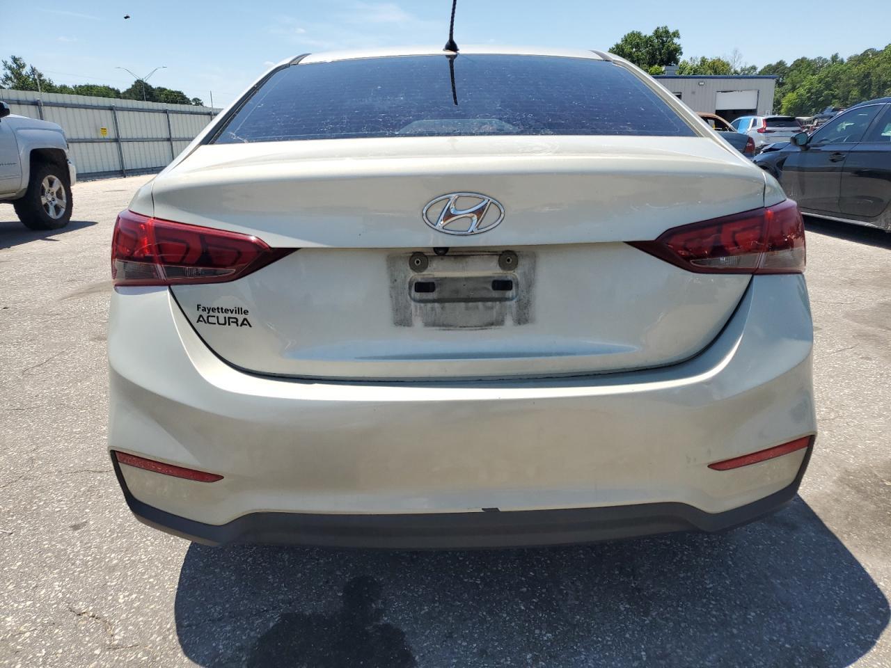 2018 Hyundai Accent Se - Фото 6