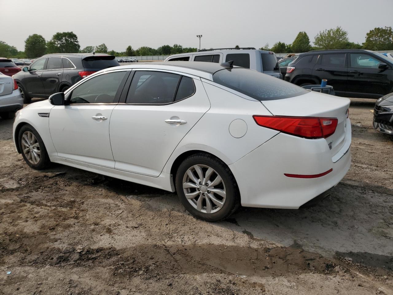 2015 Kia Optima Ex - Image 2