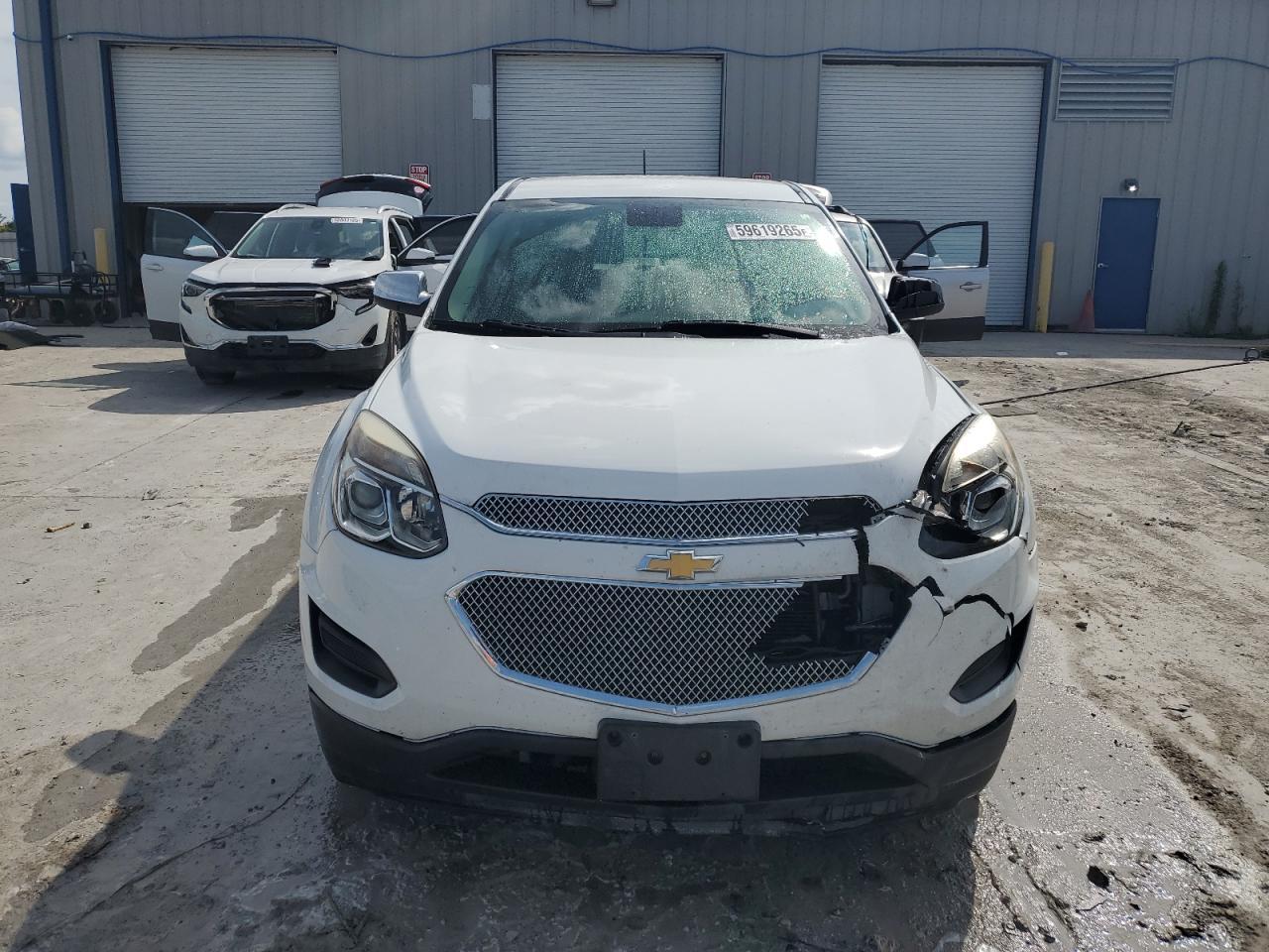2017 Chevrolet Equinox Ls - Фото 5