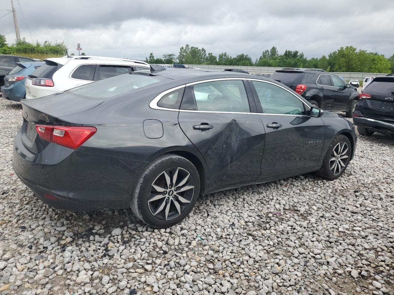 2017 Chevrolet Malibu Lt - Image 3