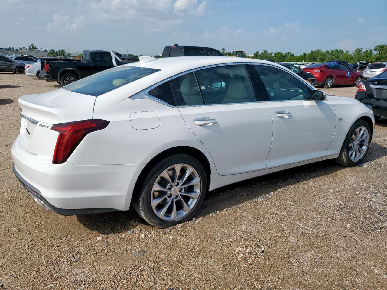 2023 Cadillac Ct5 Luxury - Фото 3