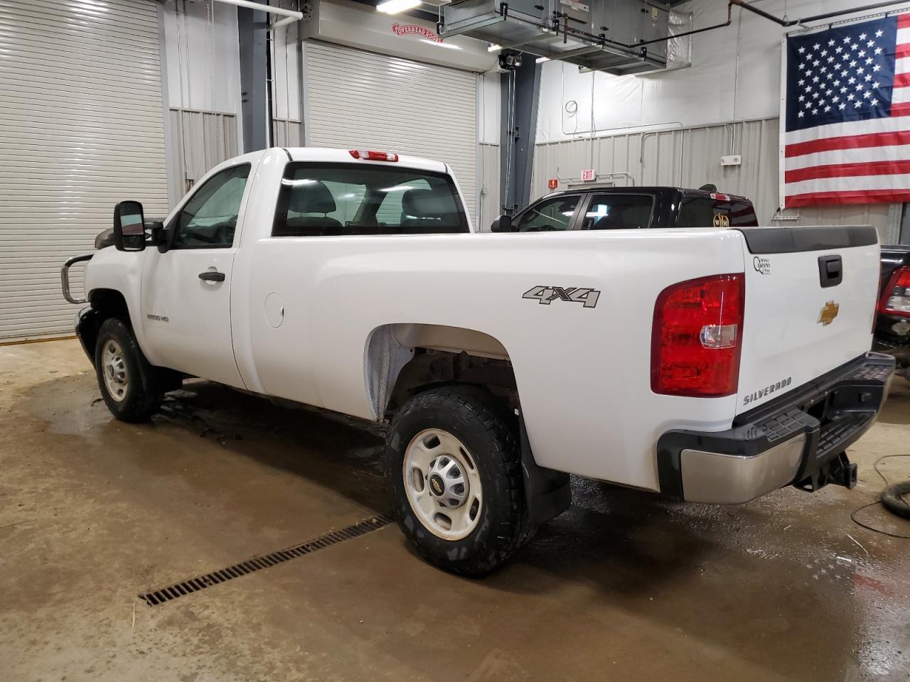 2014 Chevrolet 2500 - Фото 2