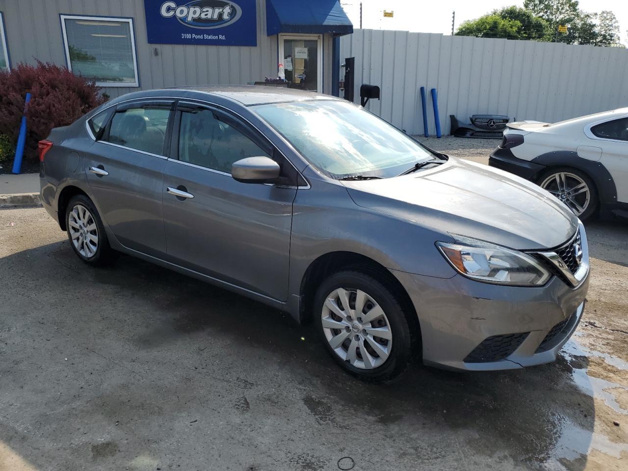 2018 Nissan Sentra S - Фото 4
