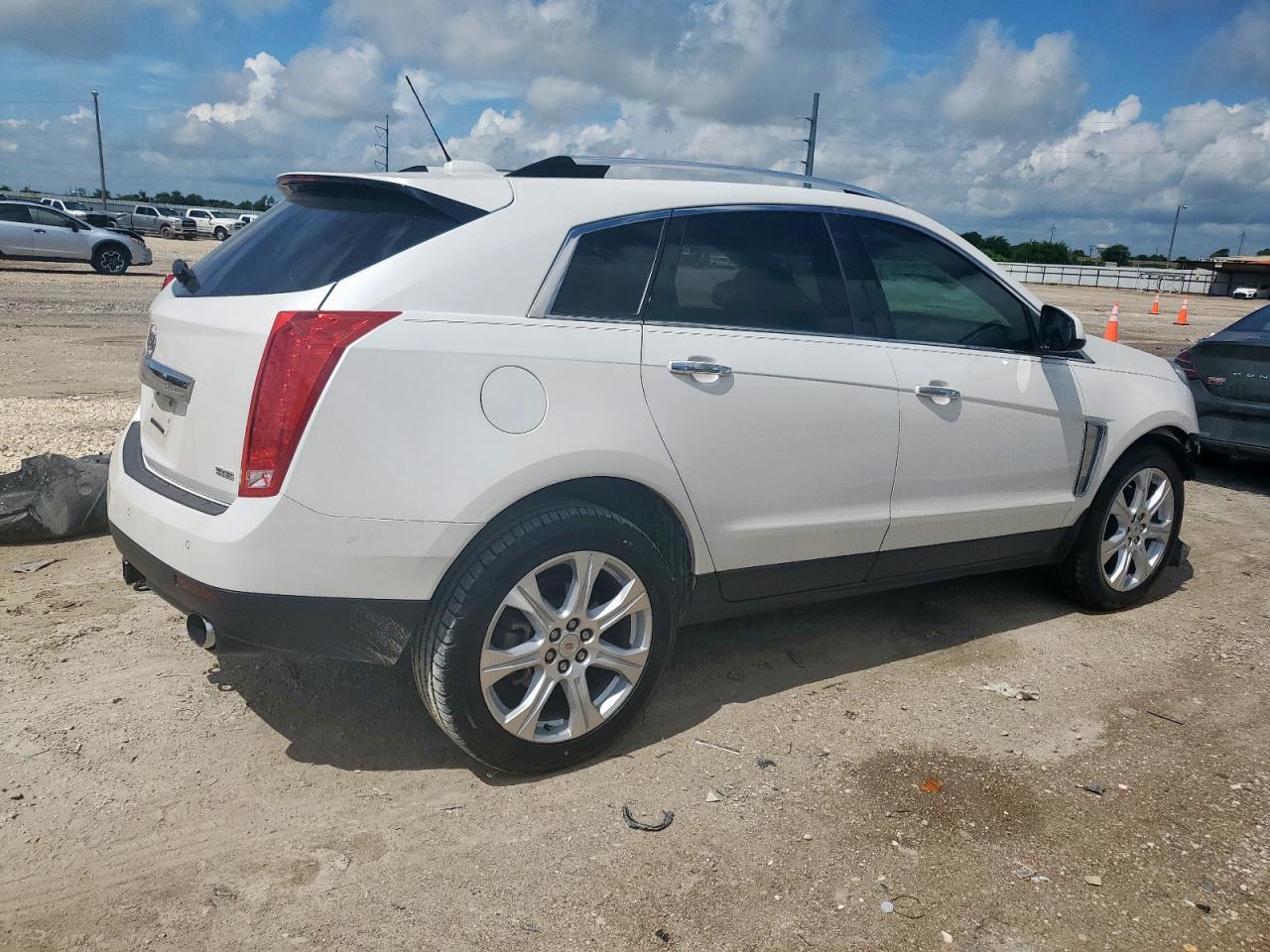 2016 Cadillac Srx Performance Collection - Image 3