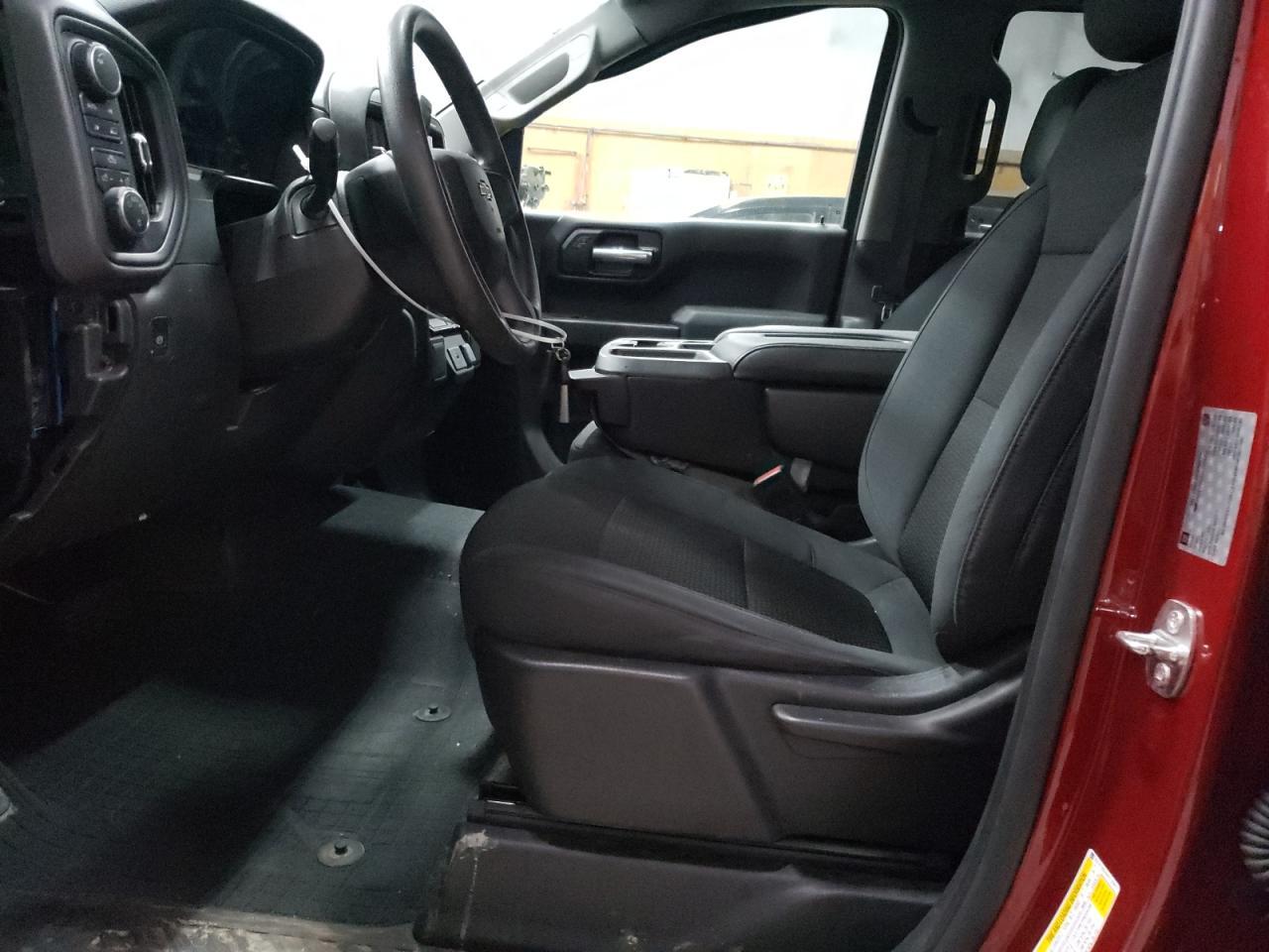 2019 Chevrolet Silverado K1500 Custom - Фото 7