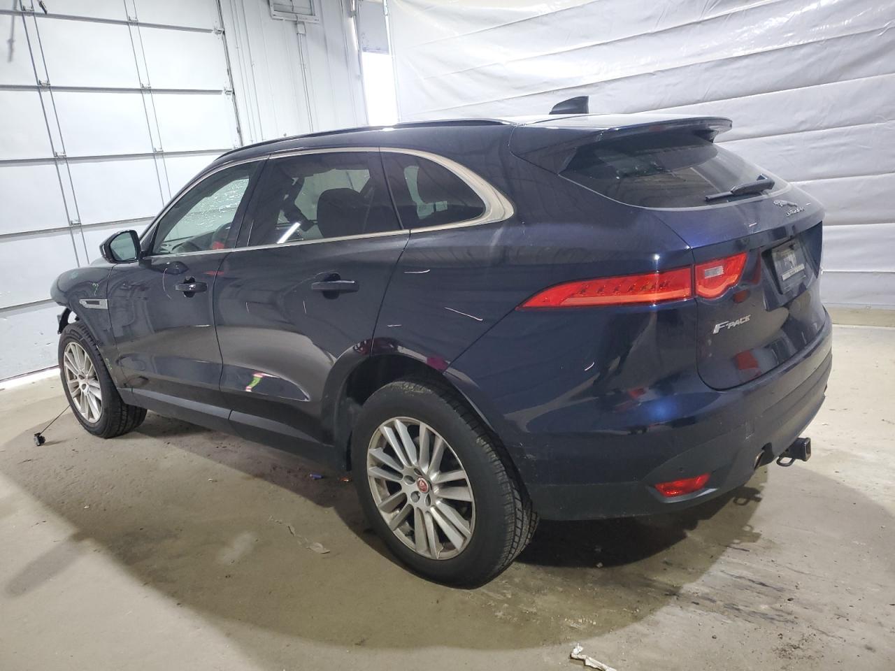 2020 Jaguar F-Pace Prestige - Фото 2