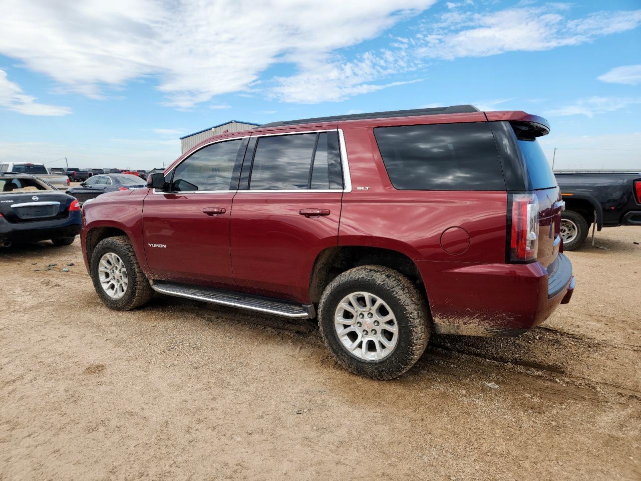 2020 GMC Yukon Slt - Фото 2