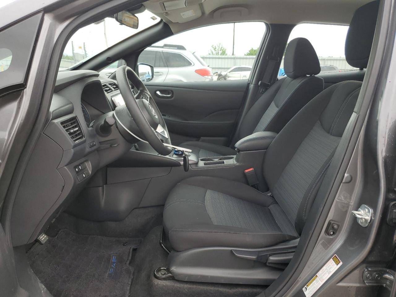 2025 Nissan Leaf S - Фото 7