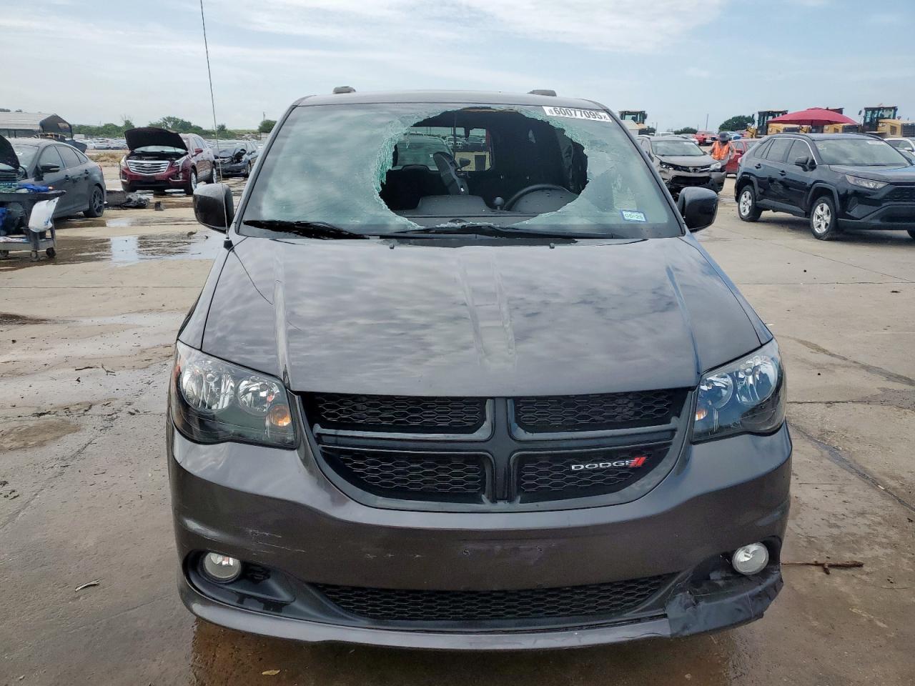 2018 Dodge Grand Caravan Se - Image 5
