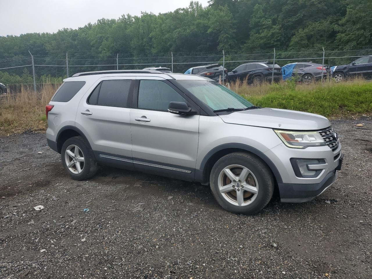 2016 Ford Explorer Xlt - Image 4