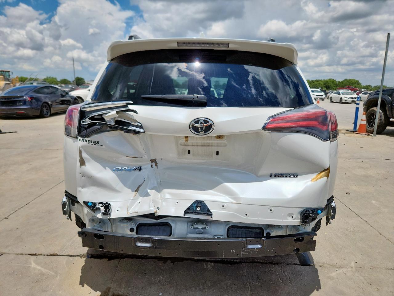 2017 Toyota Rav4 Limited - Фото 6