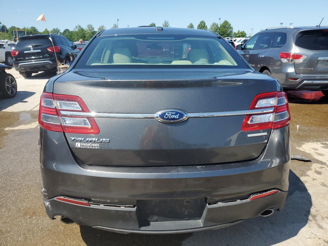 2016 Ford Taurus Se - Фото 6