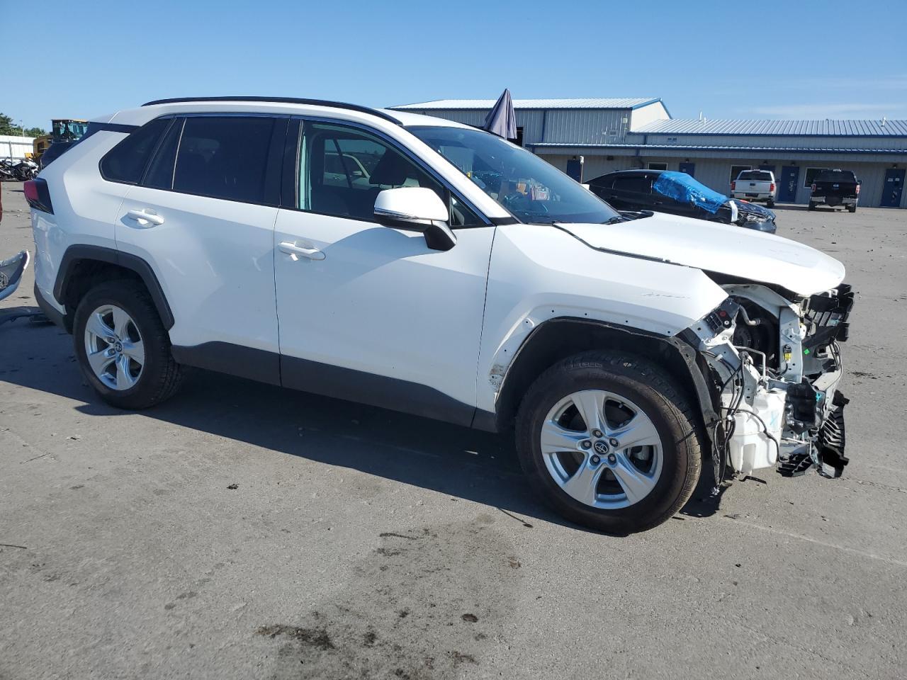 2021 Toyota Rav4 Xle - Фото 4