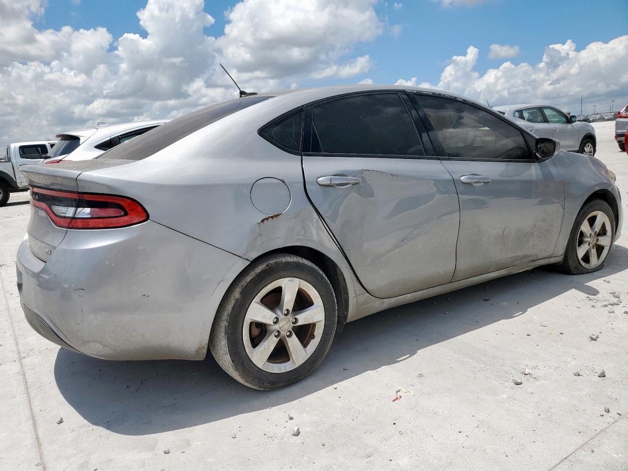 2015 Dodge Dart Sxt - Фото 3