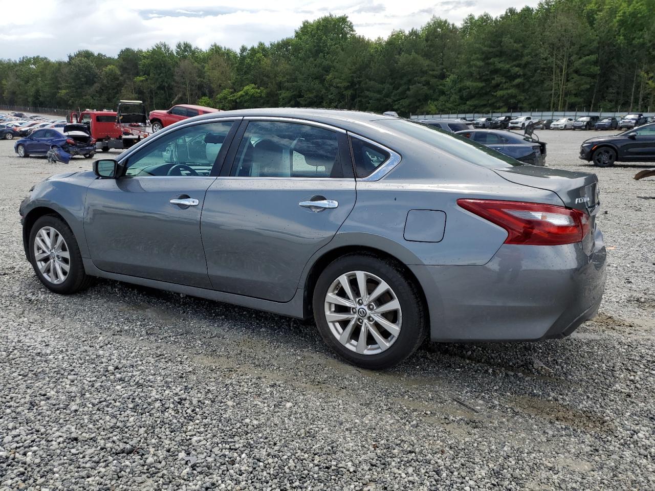 2018 Nissan Altima 2.5 - Фото 2