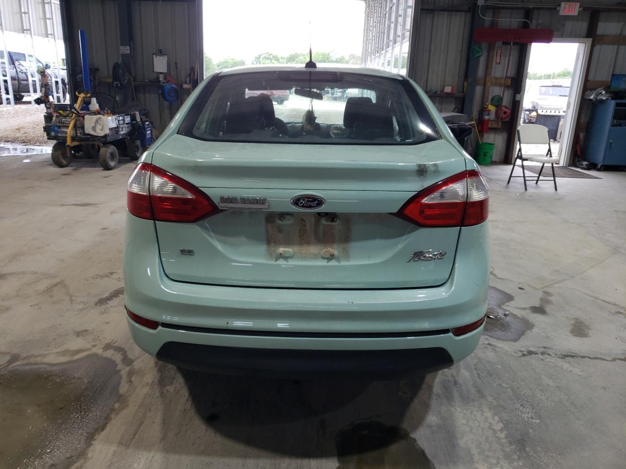 2018 Ford Fiesta Se - Image 6