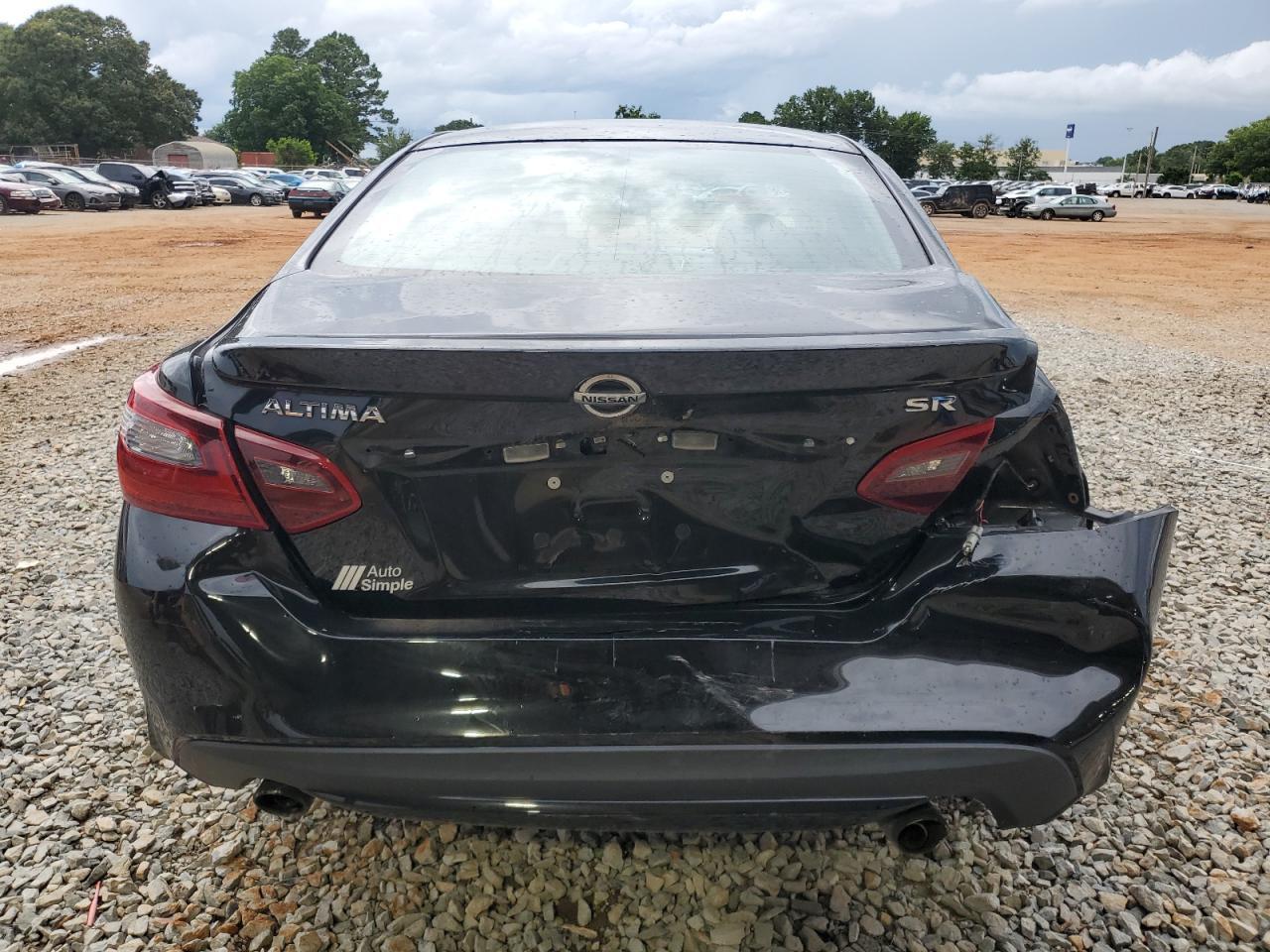 2017 Nissan Altima 2.5 - Image 6