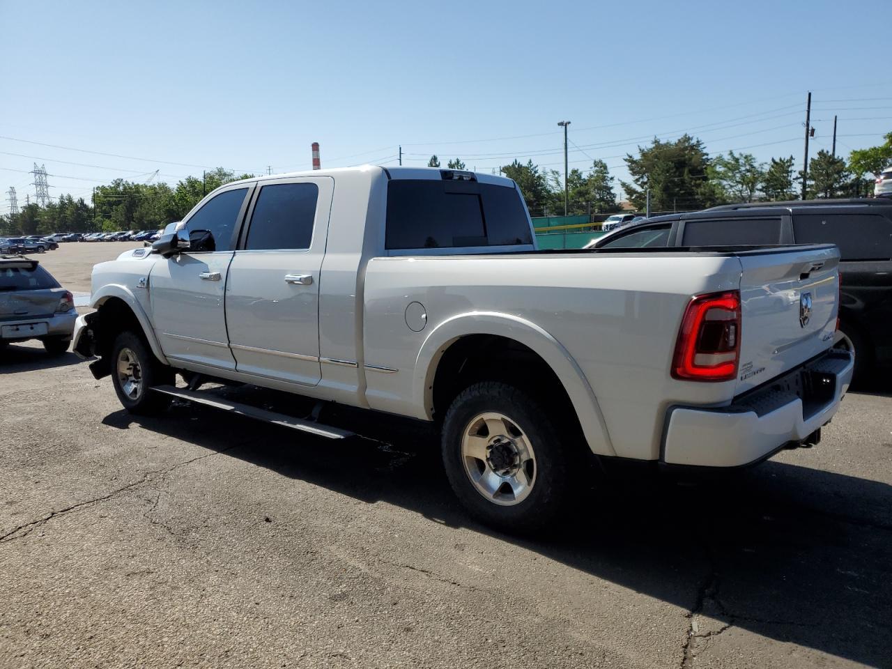2022 Ram 3500 Limited - Фото 2