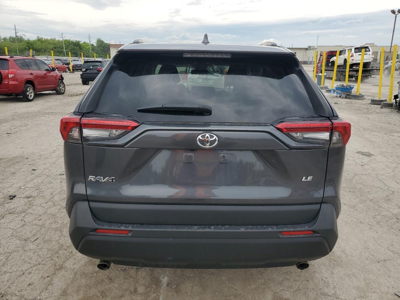 2020 Toyota Rav4 Le - Фото 6