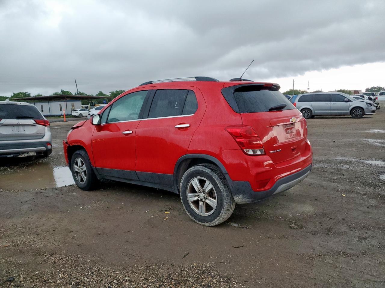 2018 Chevrolet Trax 1Lt - Image 2