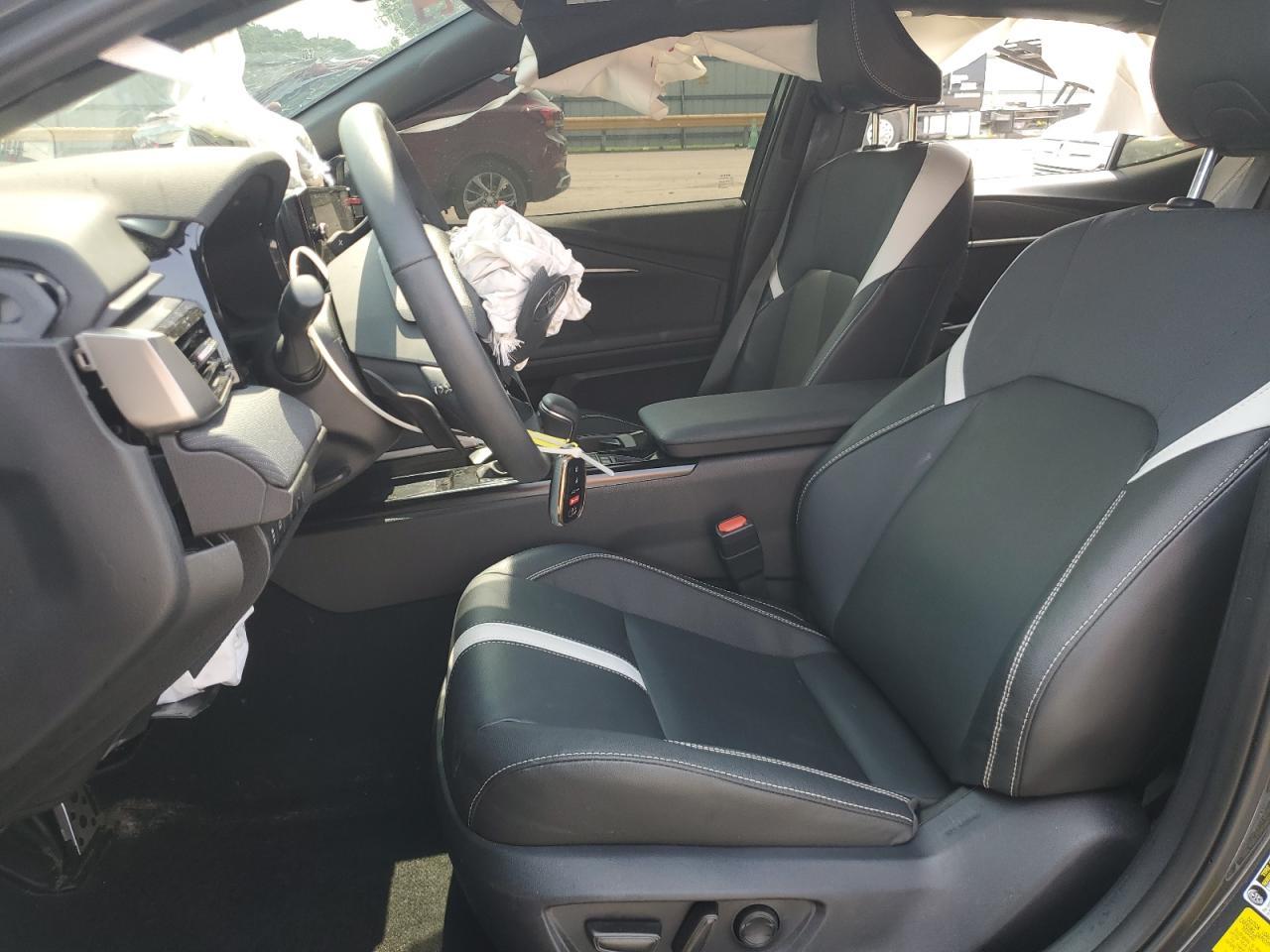 2025 Toyota Camry Se - Фото 7