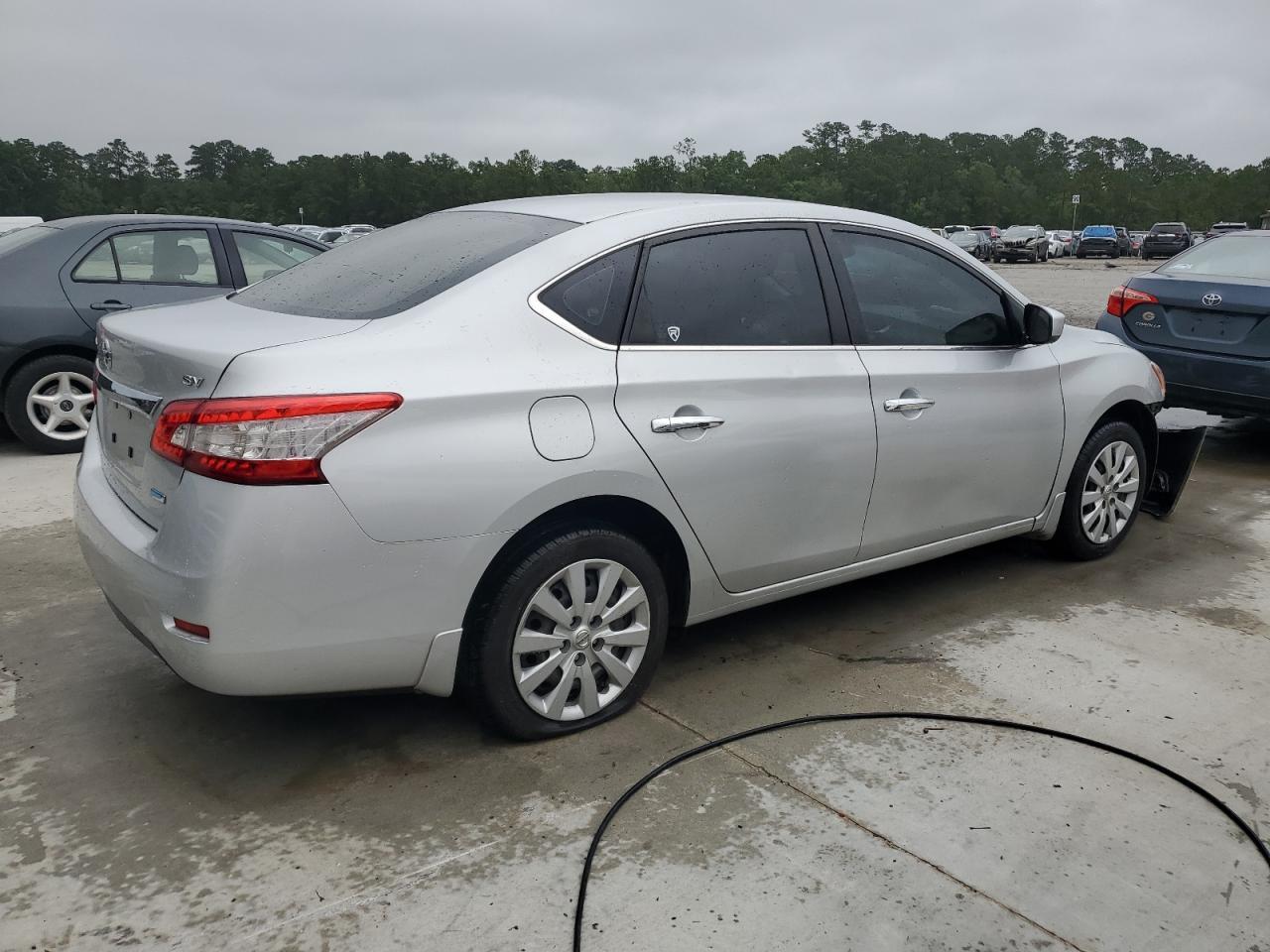 2014 Nissan Sentra S - Фото 3