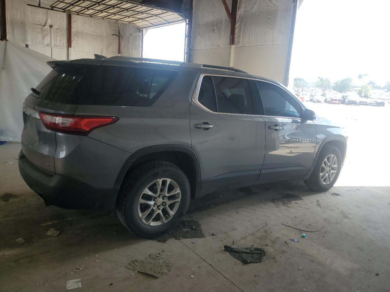 2018 Chevrolet Traverse Lt - Image 3
