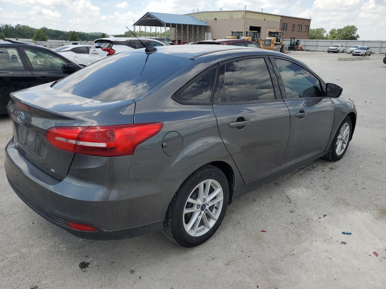 2018 Ford Focus Se - Фото 3