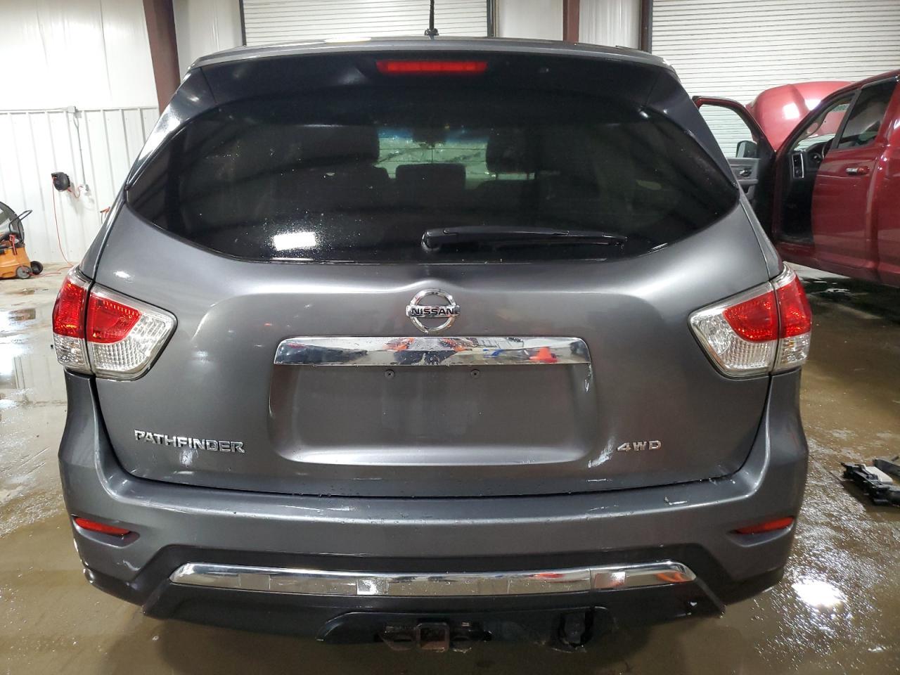 2015 Nissan Pathfinder S - Фото 6