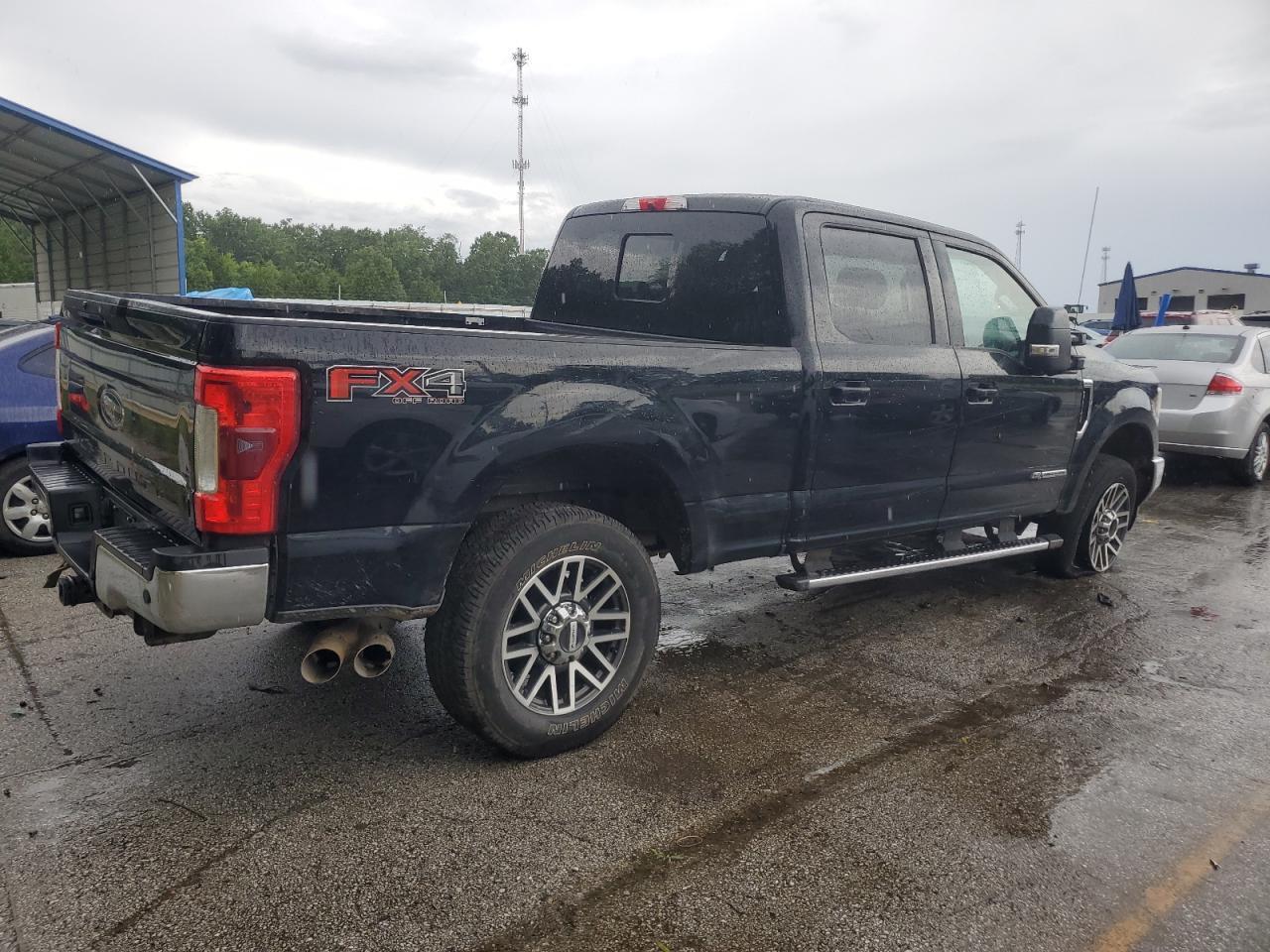 2017 Ford F250 Super Duty - Image 3