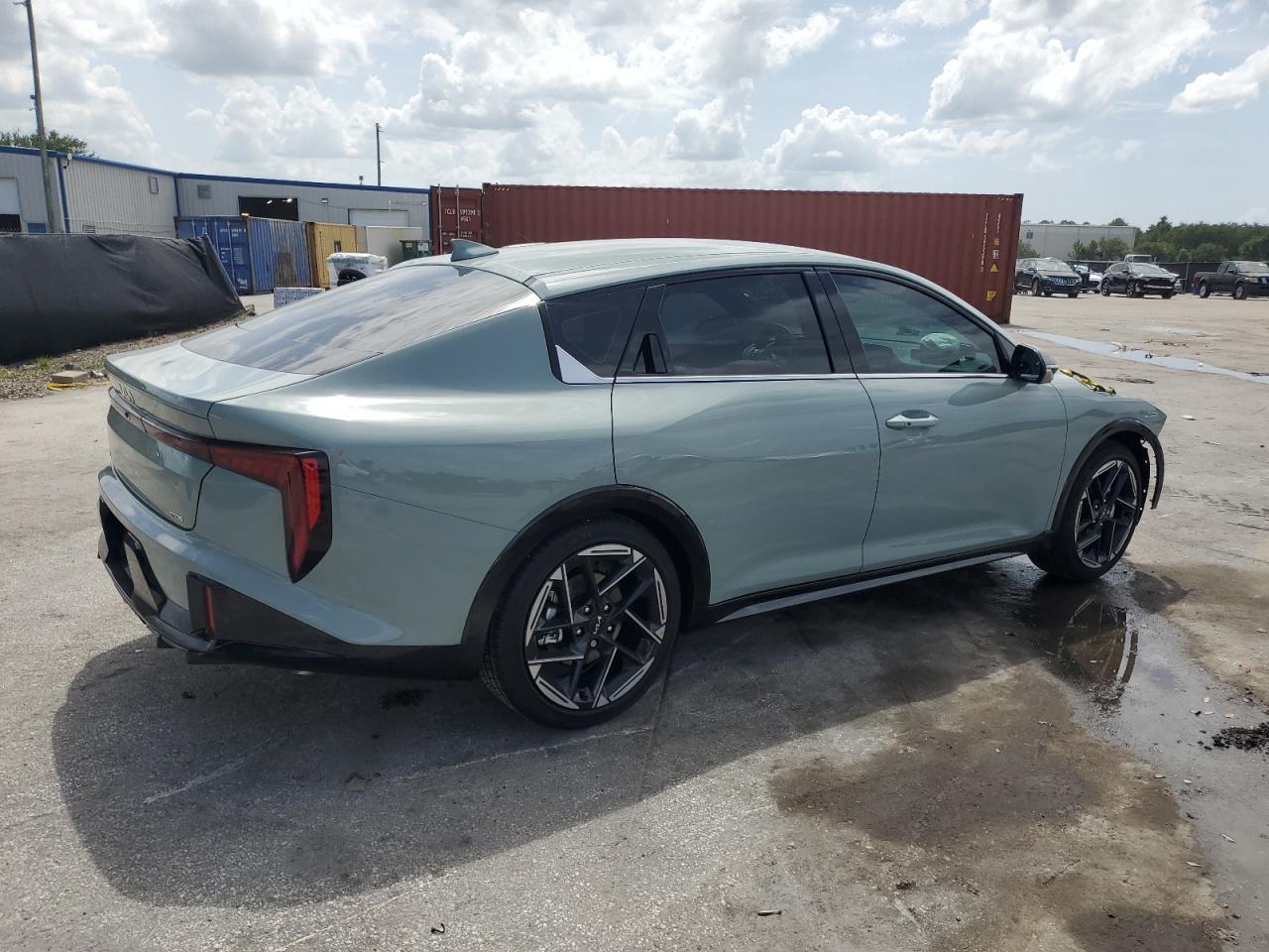 2025 Kia K4 Gt Line - Image 3