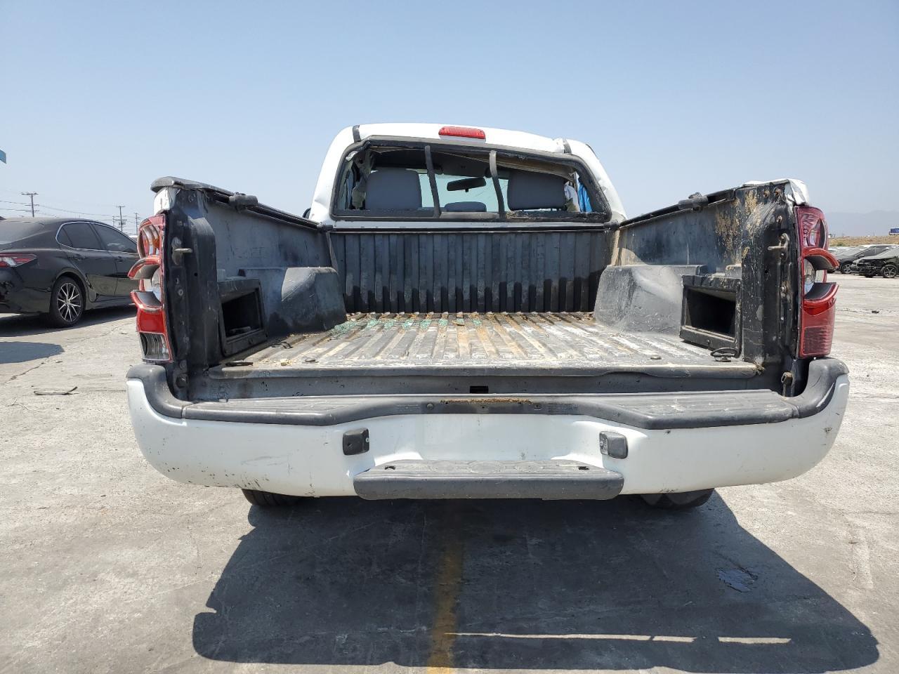 2014 Toyota Tacoma - Image 6