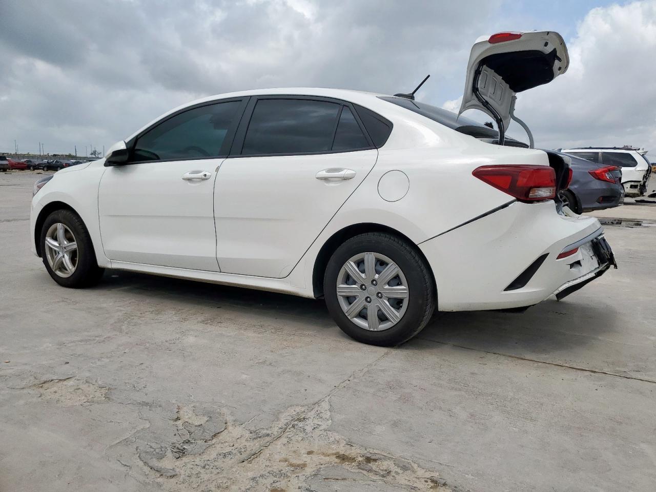 2023 Kia Rio Lx - Фото 2