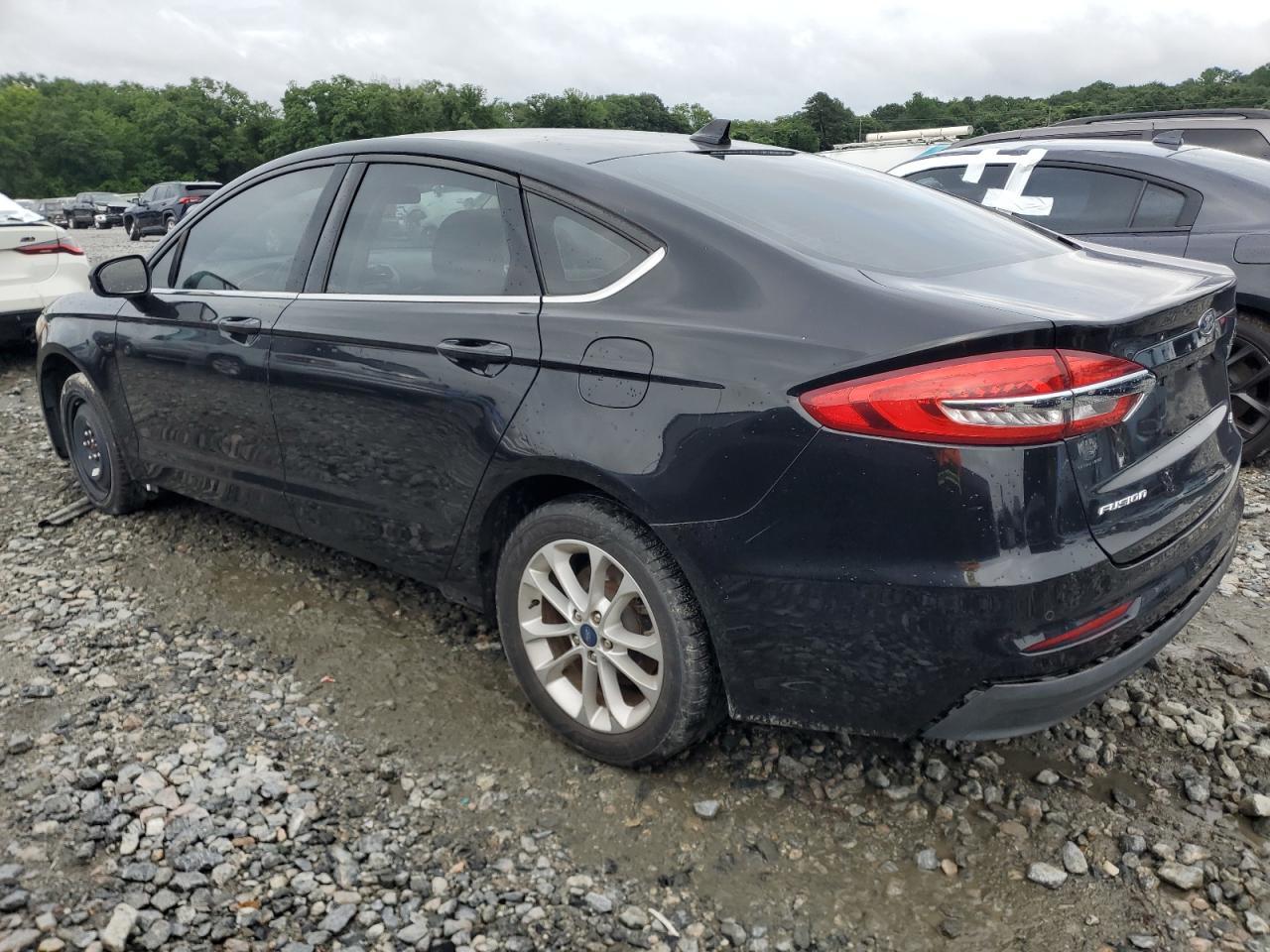 2019 Ford Fusion Se - Фото 2
