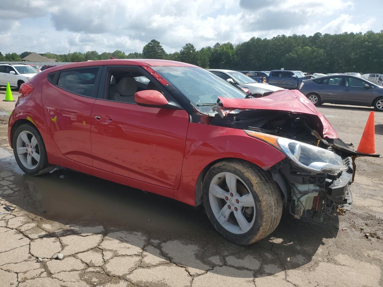 2013 Hyundai Veloster - Фото 4