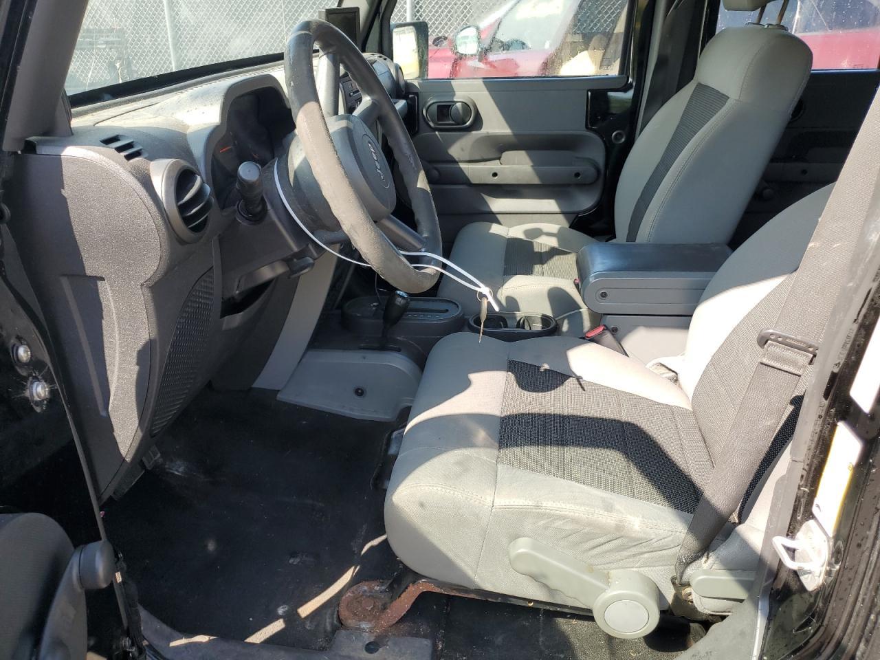 2009 Jeep Wrangler Unlimited X - Фото 7