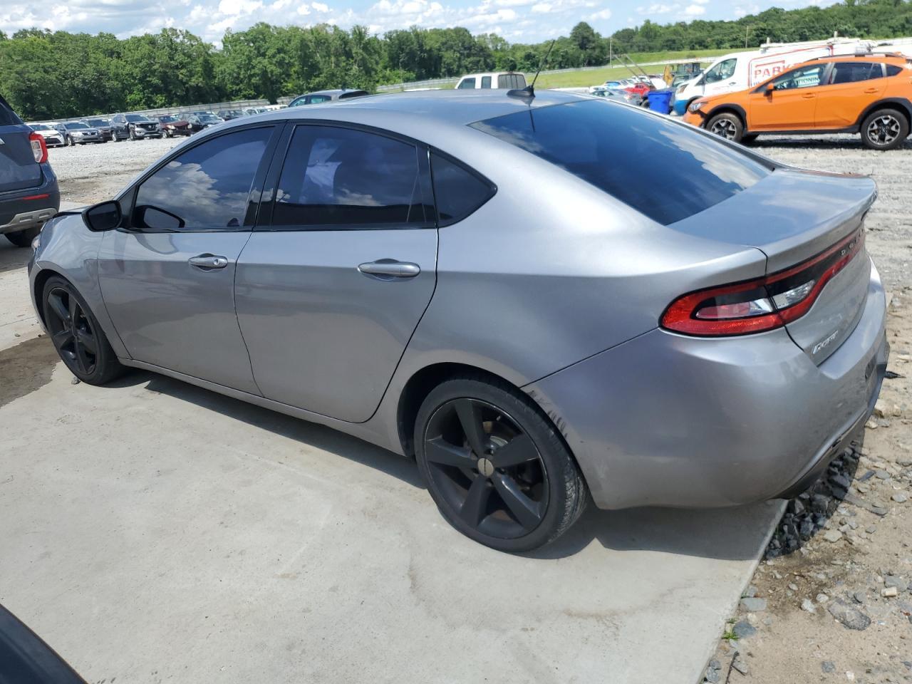 2015 Dodge Dart Sxt - Image 2