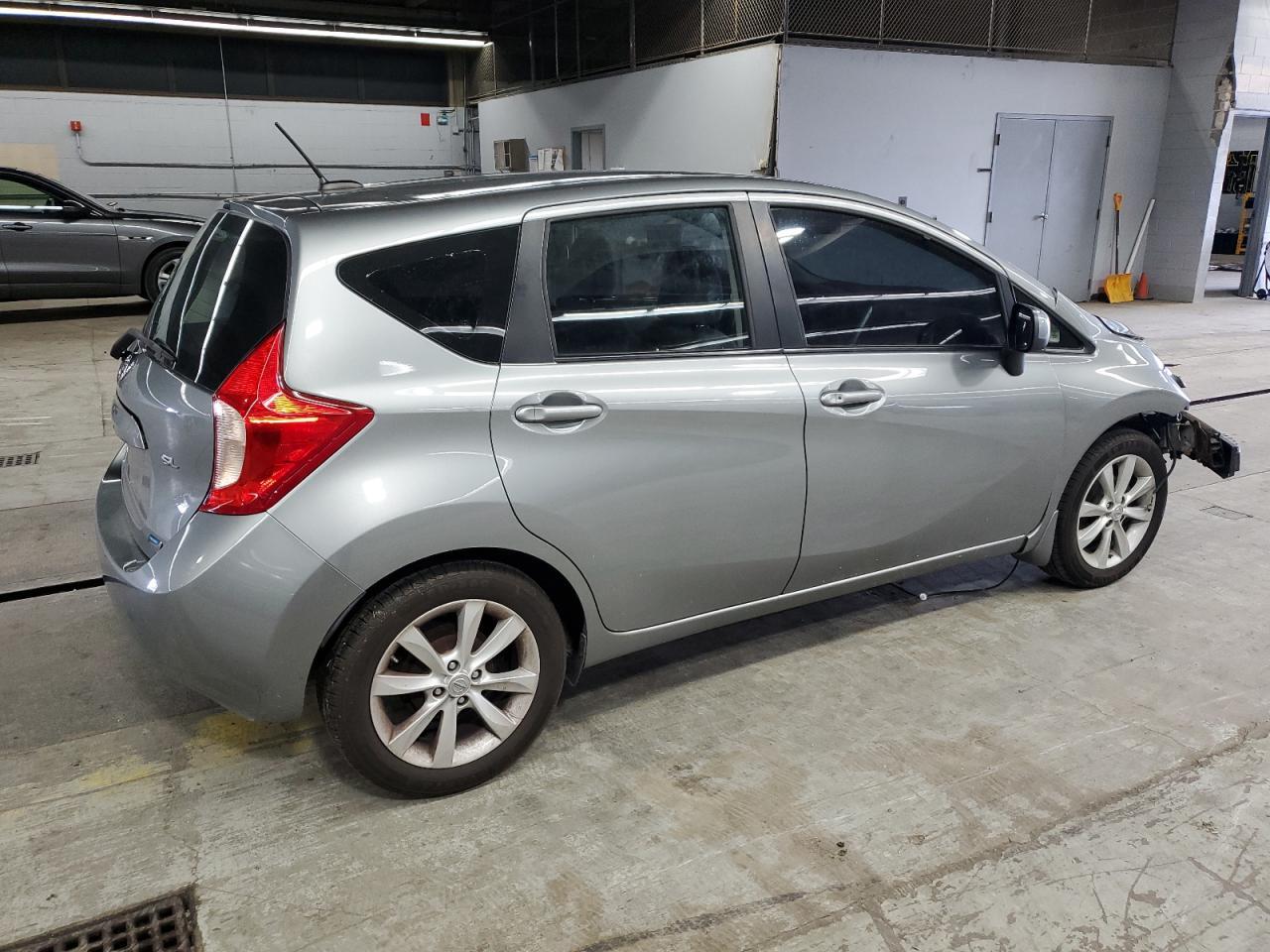 2014 Nissan Versa Note S - Фото 3