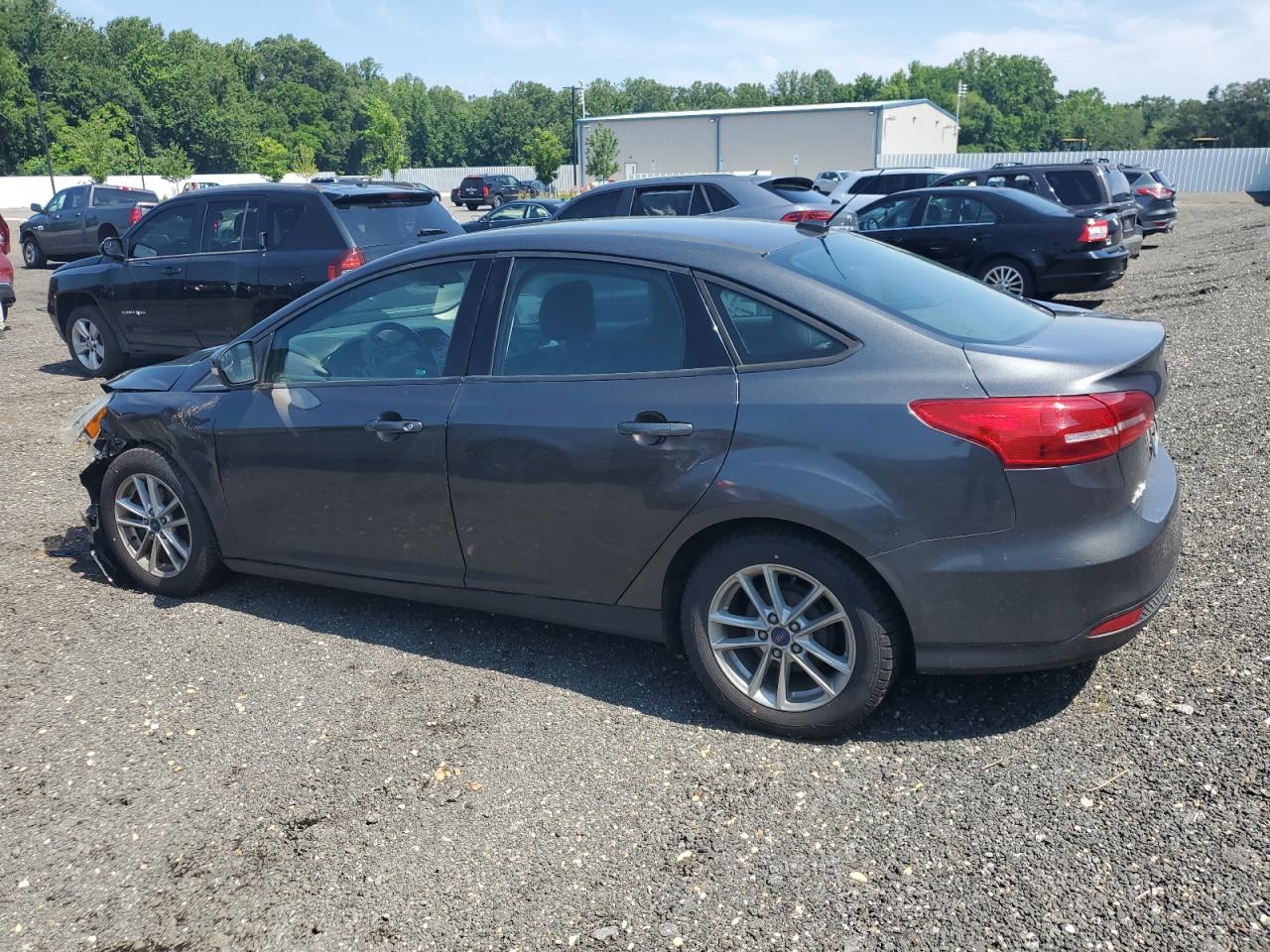 2017 Ford Focus Se - Фото 2