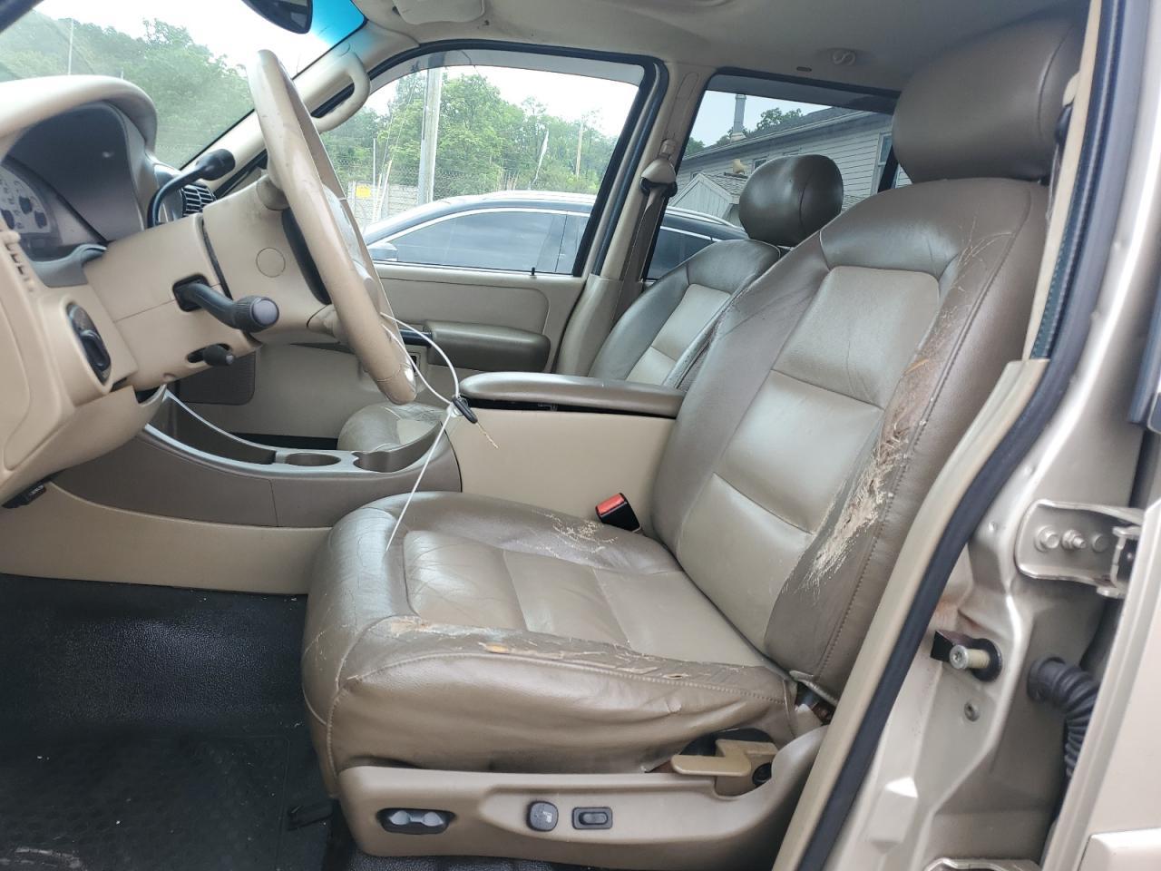 2005 Ford Explorer Sport Trac - Фото 7