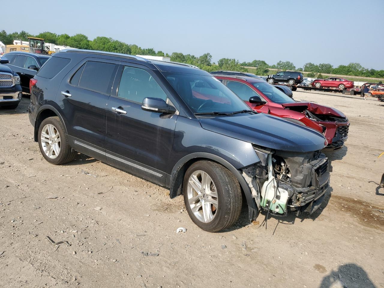 2017 Ford Explorer Limited - Image 4