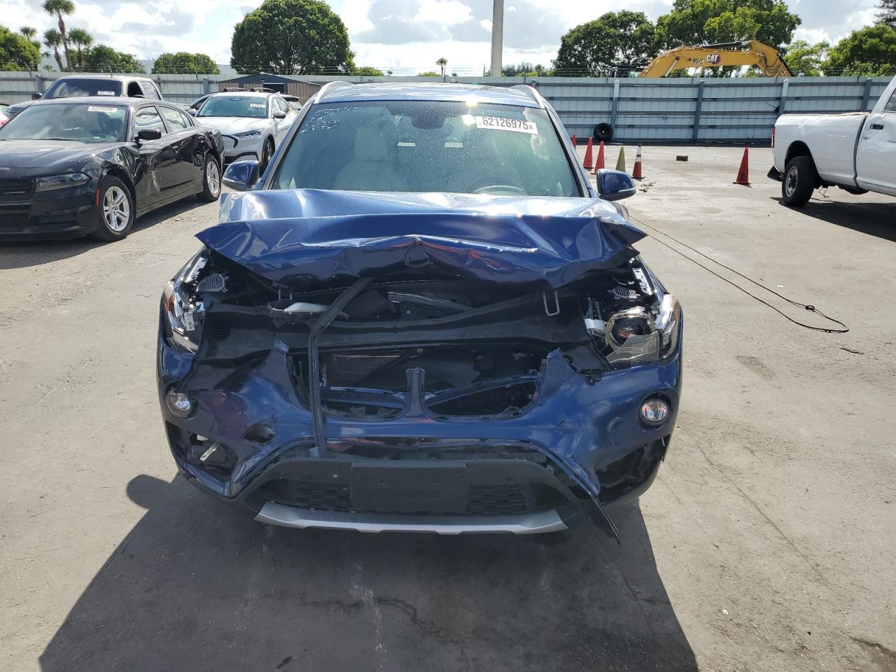 2017 BMW X1 xDrive28I - Фото 5