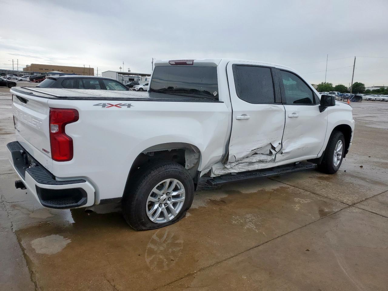2021 Chevrolet Silverado K1500 Rst - Image 3