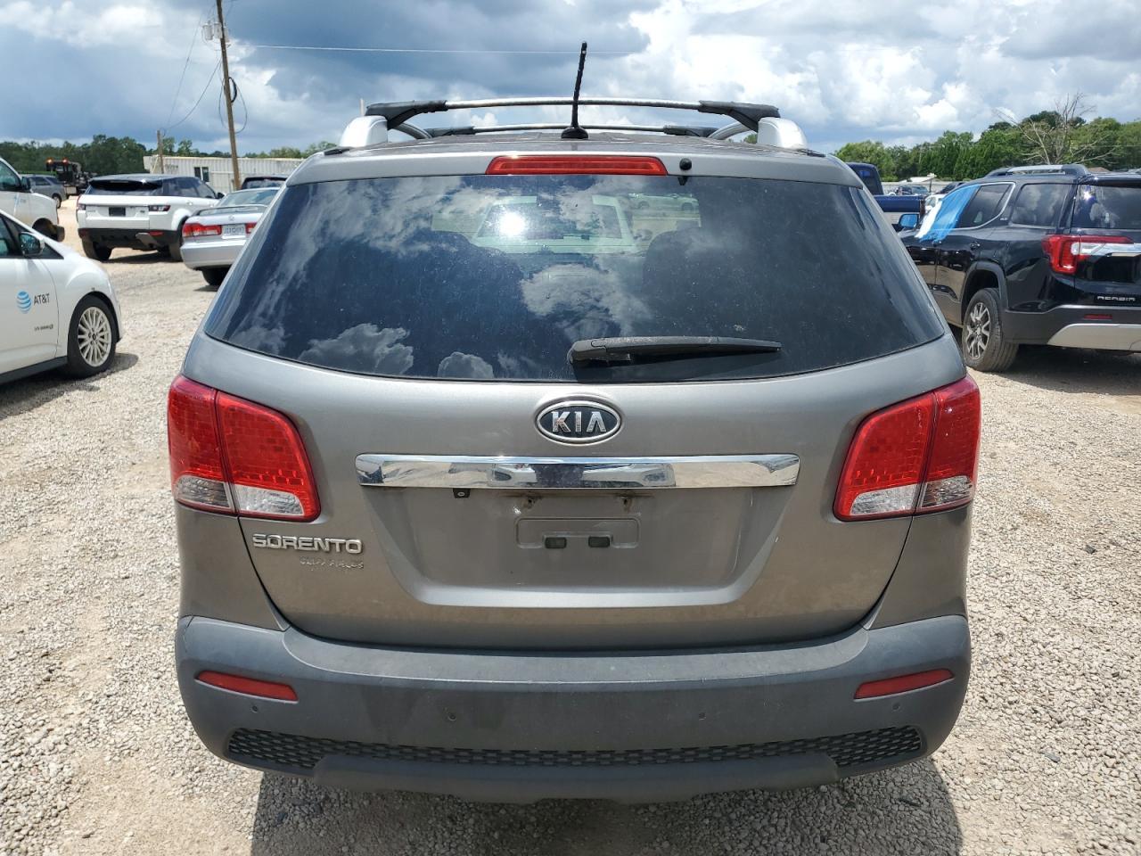2012 Kia Sorento - Image 6