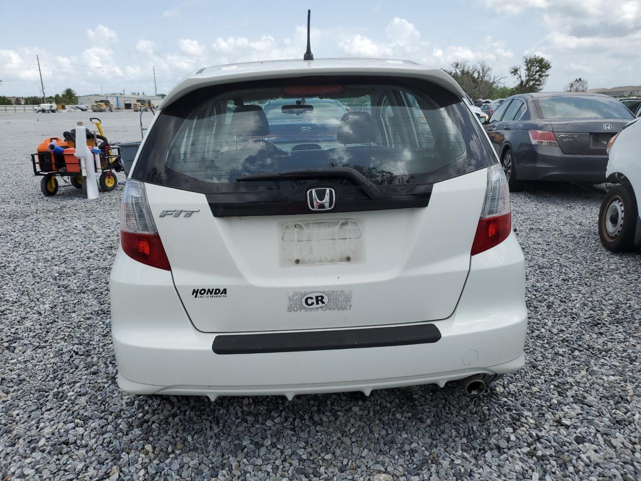 2009 Honda Fit Sport - Image 6