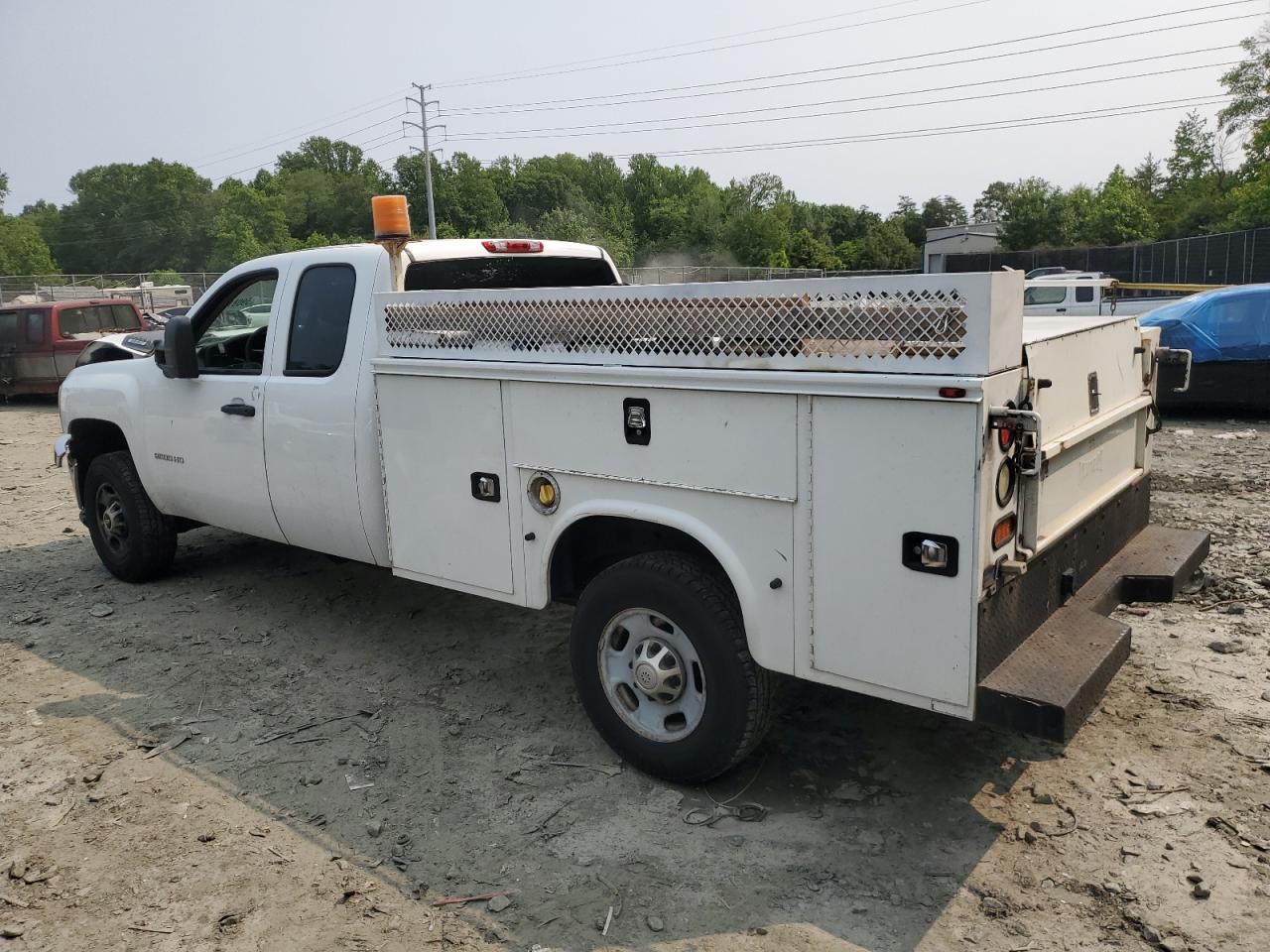 2013 Chevrolet Silverado C2500 Heavy Duty - Фото 2