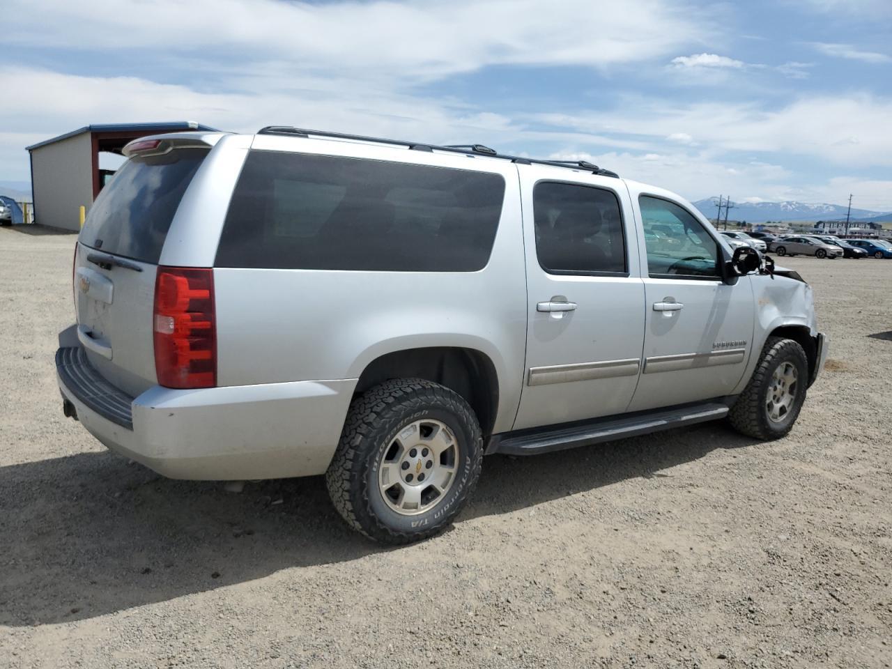 2013 Chevrolet Suburban K1500 Lt - Фото 3