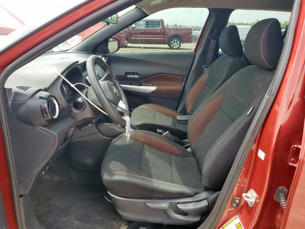 2020 Nissan Kicks Sr - Image 7