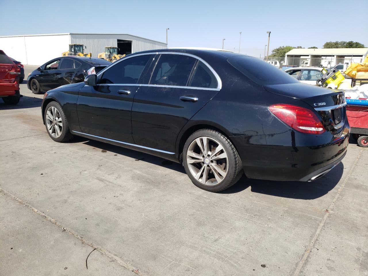 2017 Mercedes-Benz C 300 - Фото 2